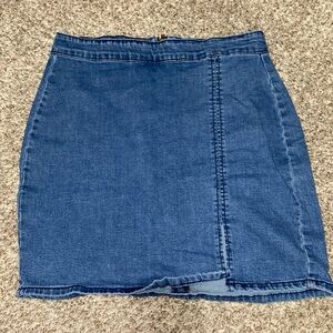 Denim skirt